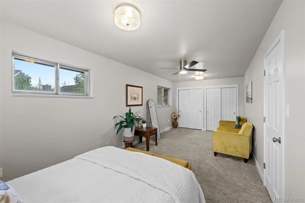 442 Titan Court Aurora CO 80011
