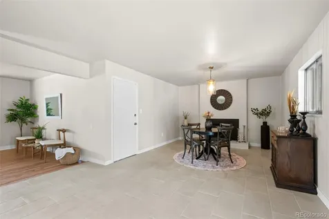 442 Titan Court Aurora CO 80011