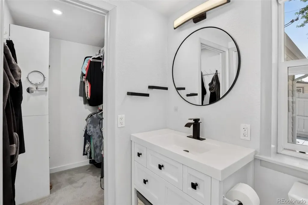 901 S Locust Street Denver CO 80224