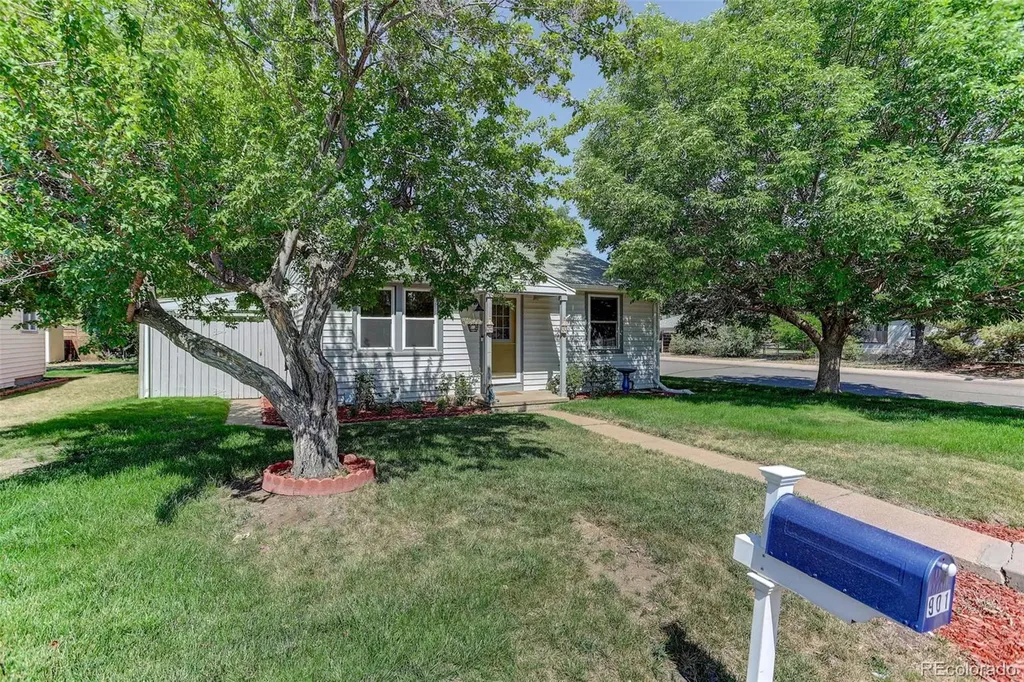 901 S Locust Street Denver CO 80224