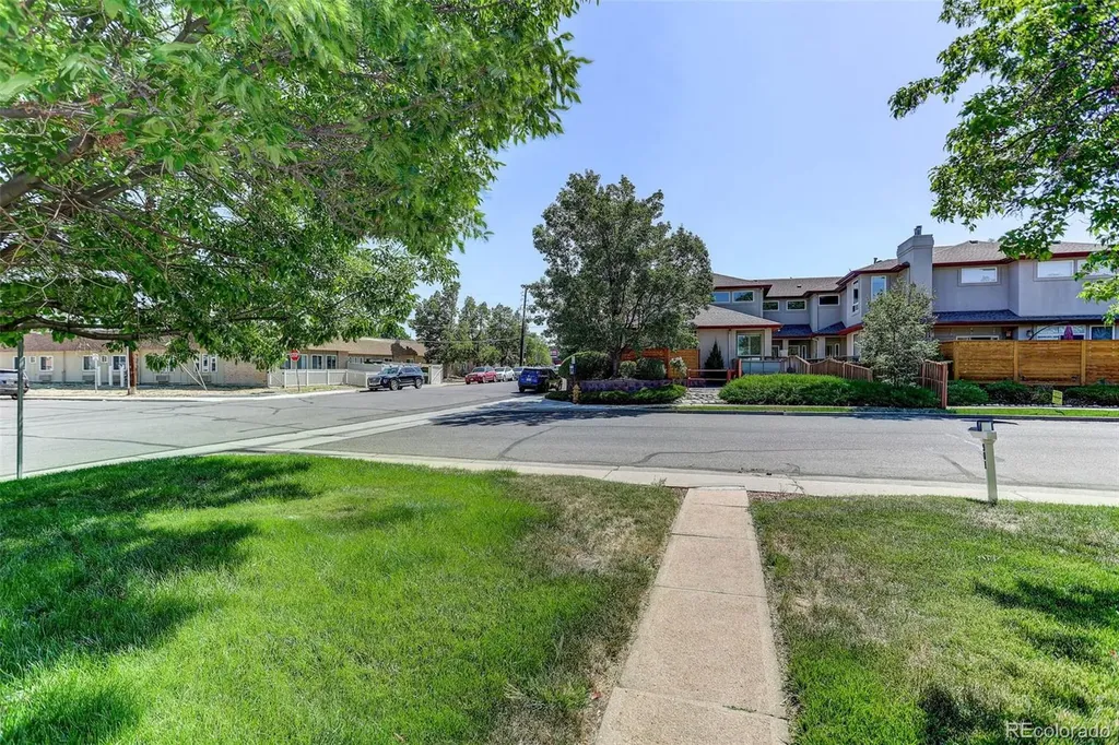 901 S Locust Street Denver CO 80224