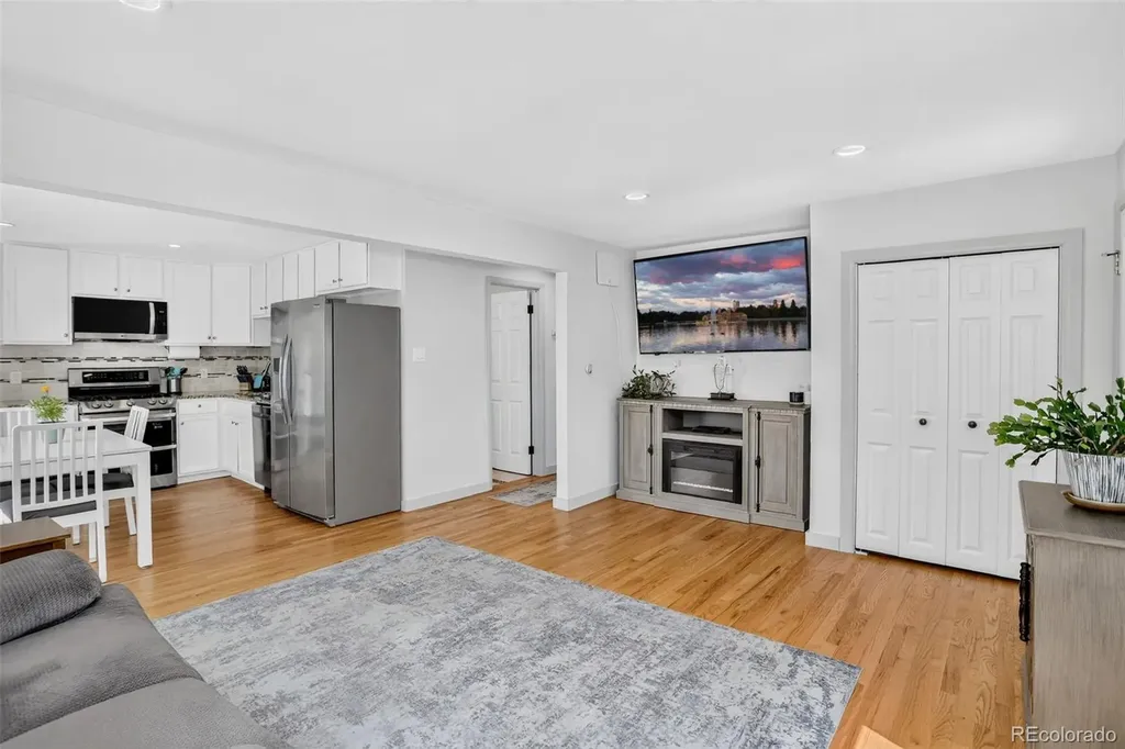 901 S Locust Street Denver CO 80224