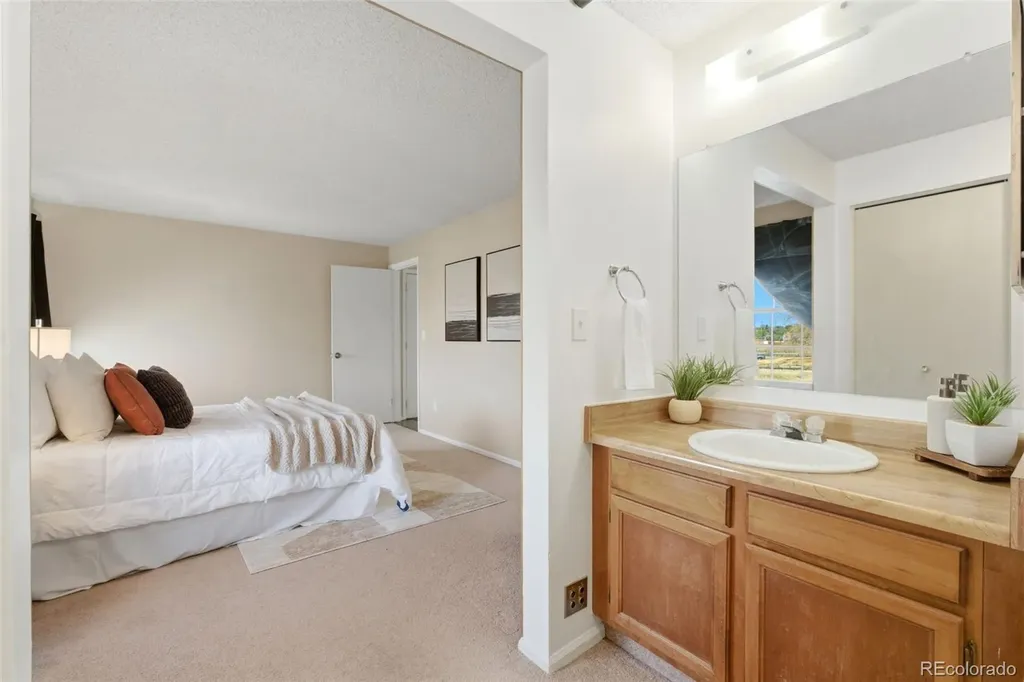 5321 W 76th Avenue Arvada CO 80003