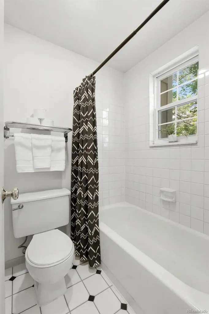5321 W 76th Avenue Arvada CO 80003