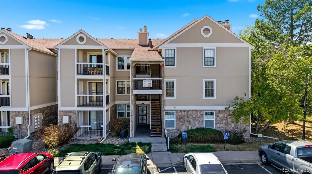5321 W 76th Avenue Arvada CO 80003