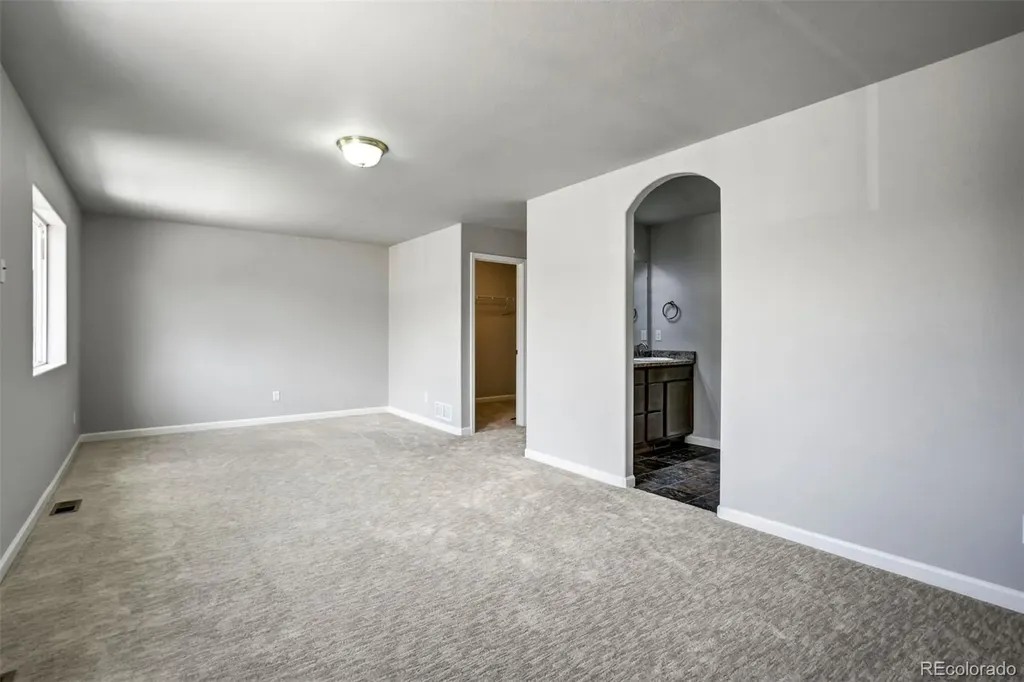 2022 Birmingham Loop Colorado Springs CO 80910