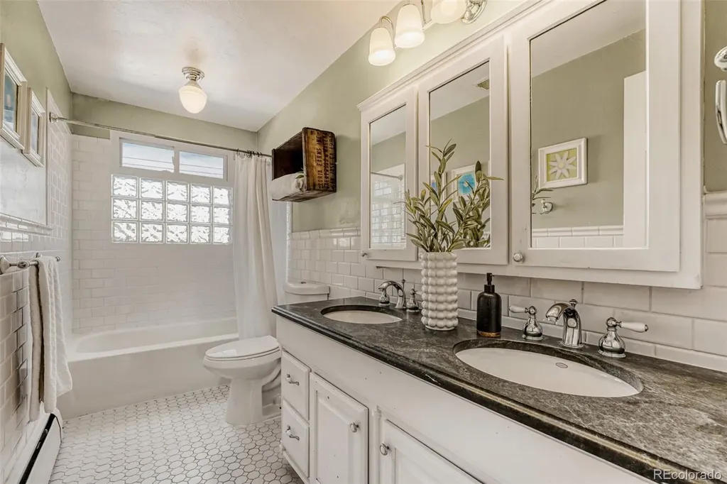 8709 E Kenyon Avenue Denver CO 80237