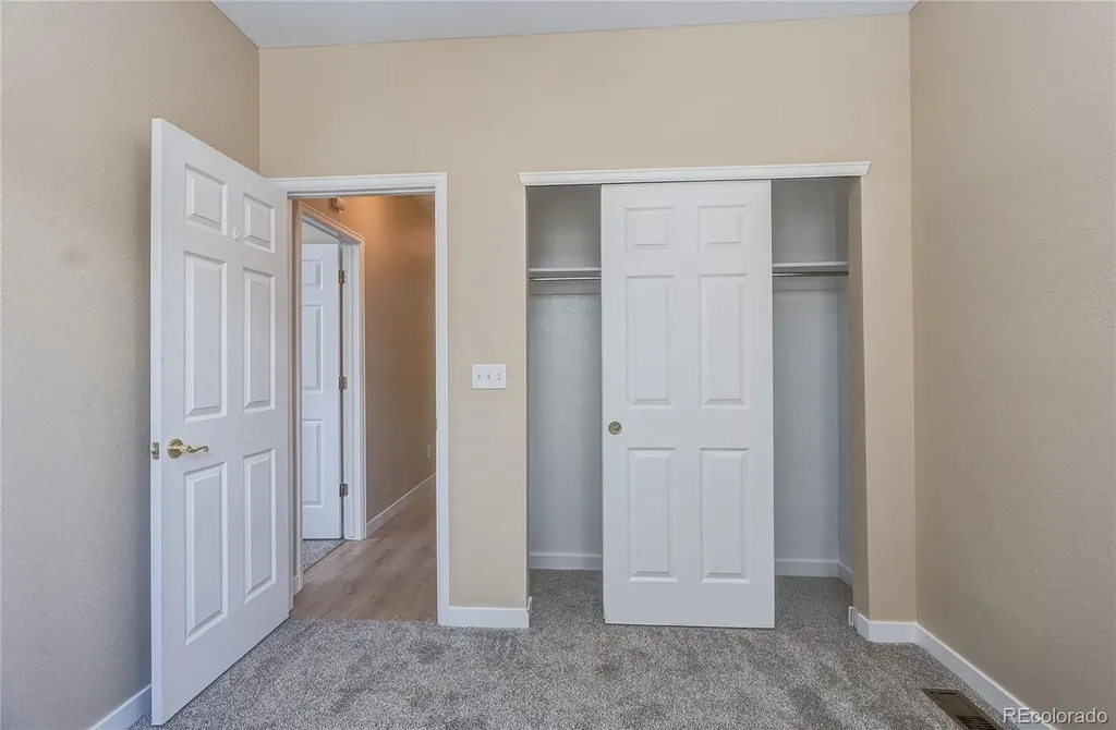 24671 E Kansas Circle Aurora CO 80018