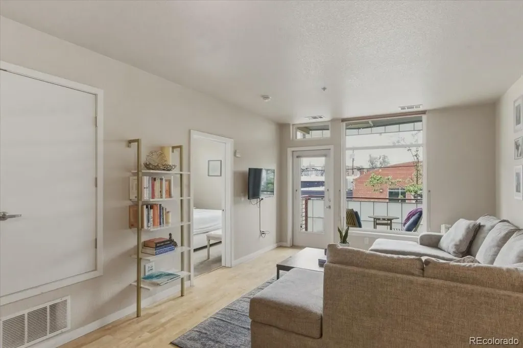 3101 Blake Street Denver CO 80205