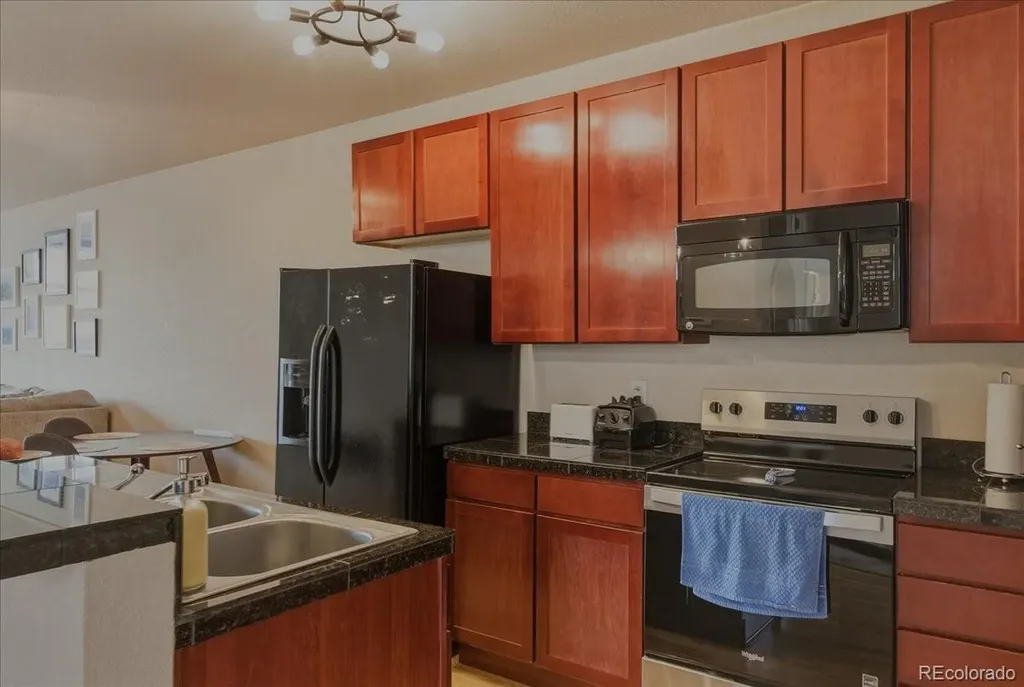 3101 Blake Street Denver CO 80205