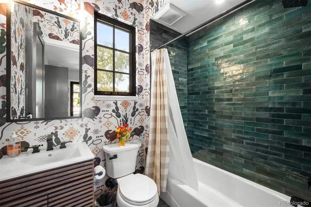 1055 S Cove Way Denver CO 80209