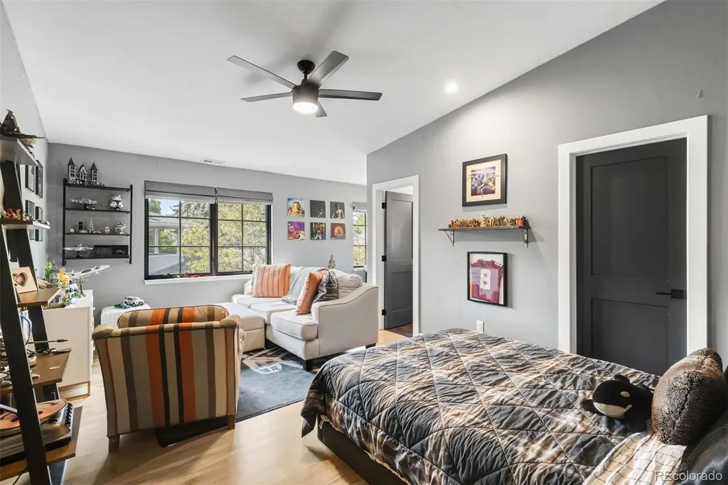 1055 S Cove Way Denver CO 80209