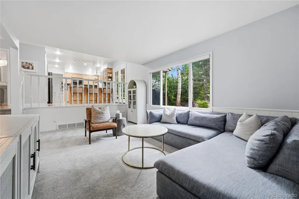 6634 E Easter Place Centennial CO 80112