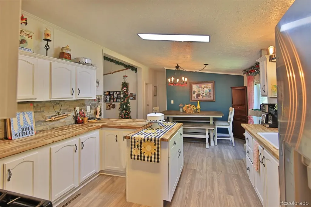 4055 Pinion Street Collbran CO 81624