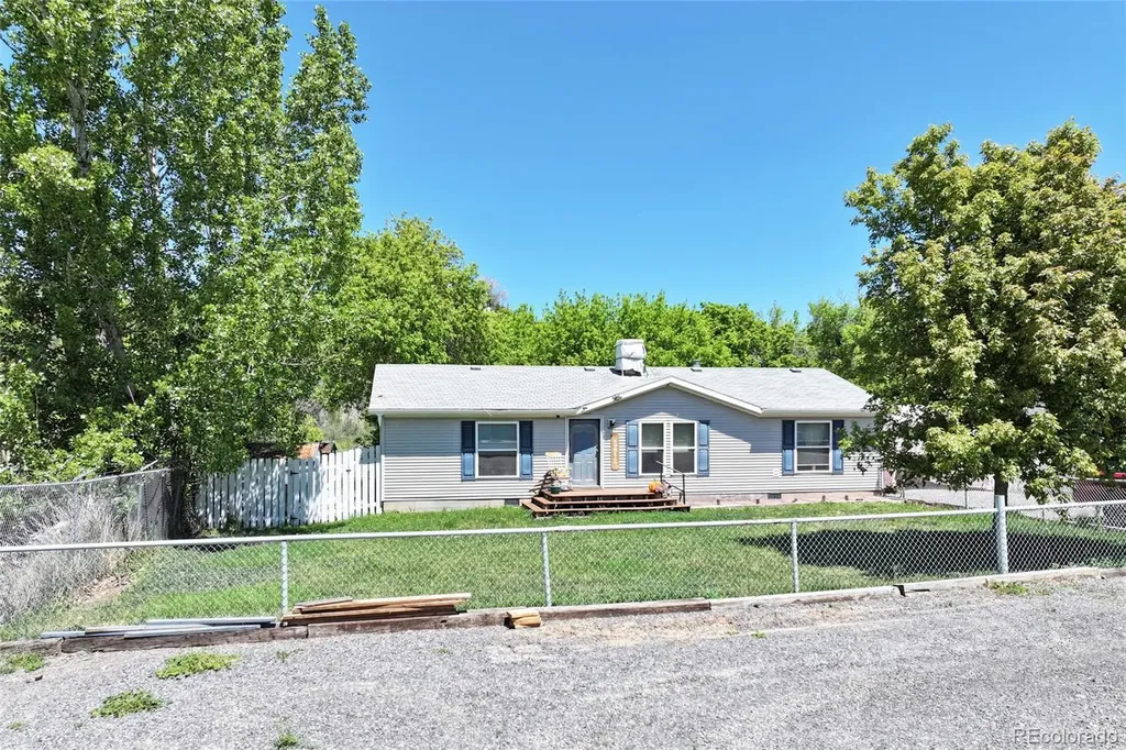 4055 Pinion Street Collbran CO 81624