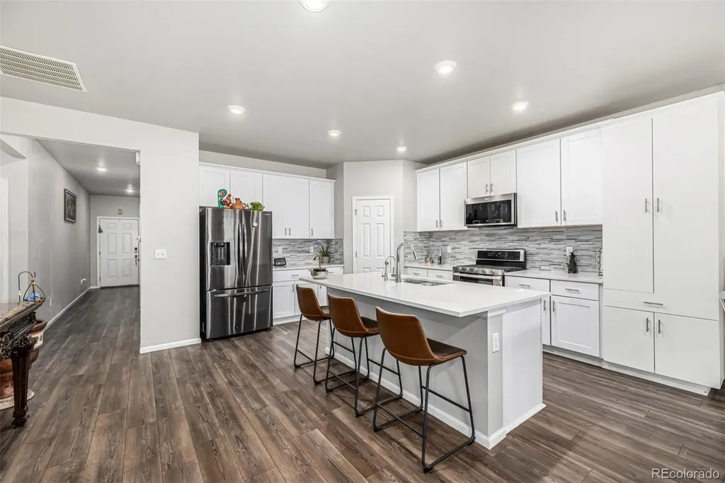 9227 Salida Street Commerce City CO 80022