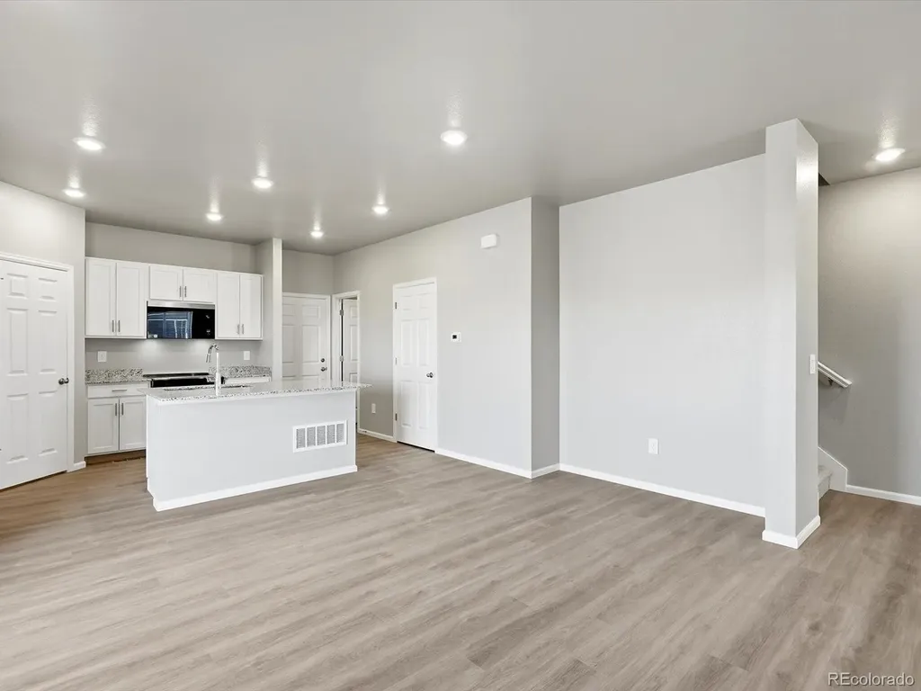 2242 E 164th Avenue Thornton CO 80602