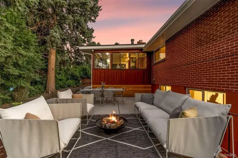 2560 Queen Street Lakewood CO 80215