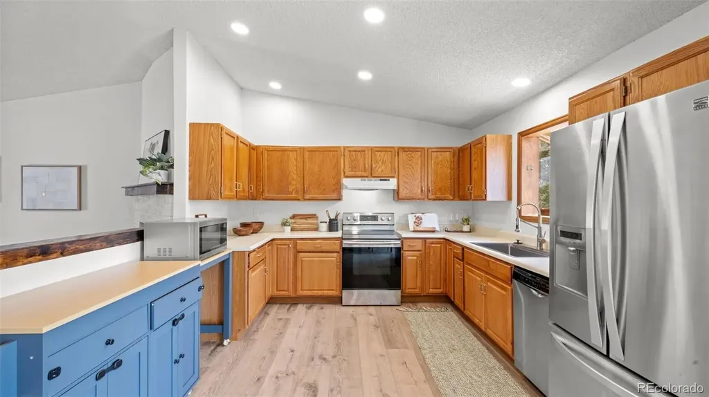 2024 Ambleside Drive Colorado Springs CO 80915