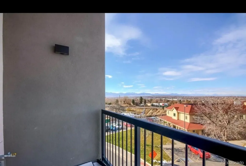 2876 W 53rd Avenue Denver CO 80221