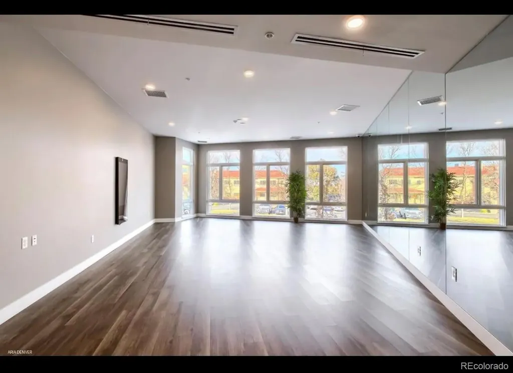 2876 W 53rd Avenue Denver CO 80221