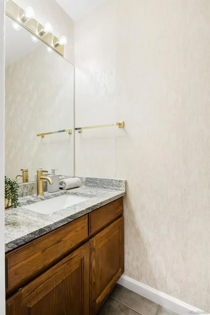 54 Wright Court Lakewood CO 80228