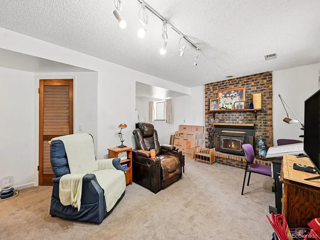 7649 W Frost Drive Littleton CO 80128
