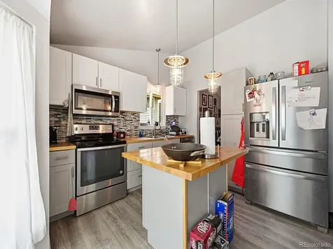 7649 W Frost Drive Littleton CO 80128