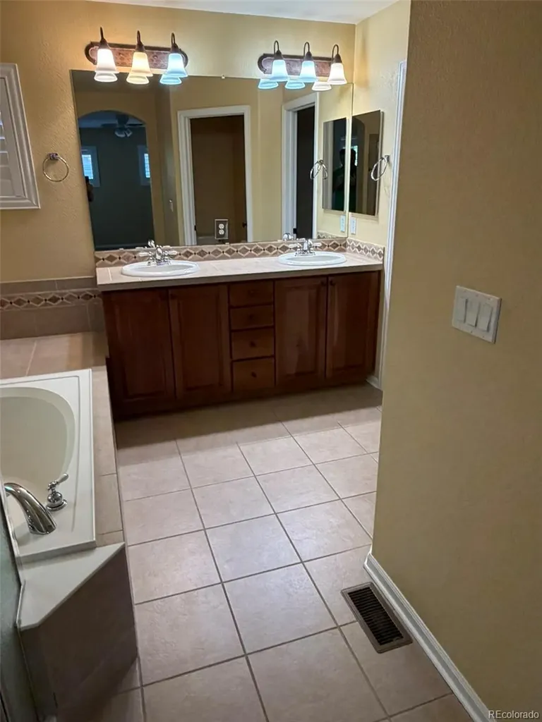 203 Oneida Court Denver CO 80220