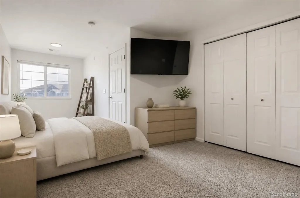 5255 Memphis Street Denver CO 80239
