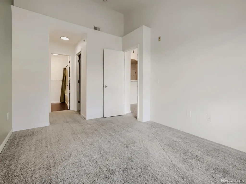 5255 Memphis Street Denver CO 80239