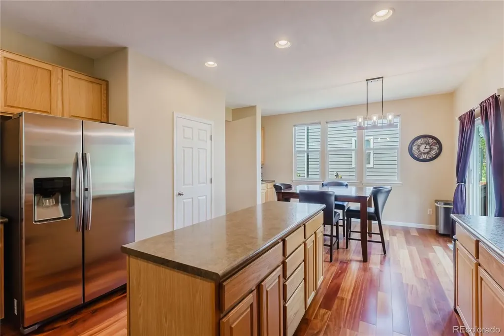 6674 Sunburst Avenue Longmont CO 80504
