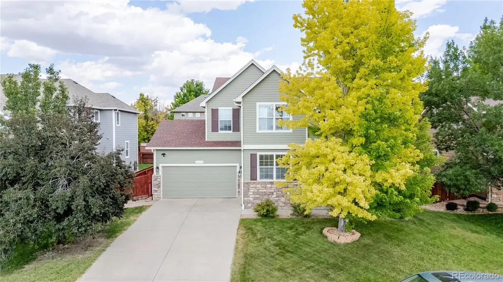 6674 Sunburst Avenue Longmont CO 80504