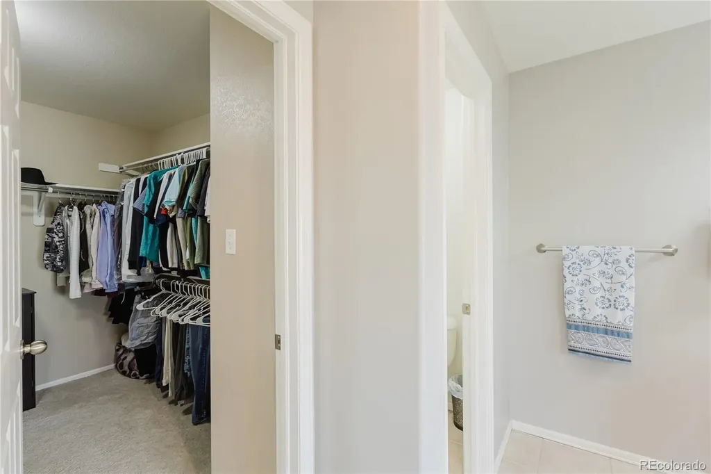 6674 Sunburst Avenue Longmont CO 80504