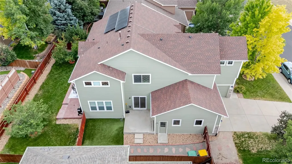6674 Sunburst Avenue Longmont CO 80504
