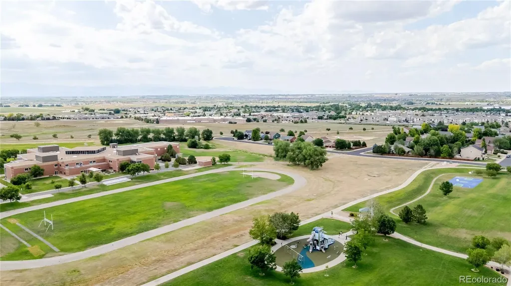 6674 Sunburst Avenue Longmont CO 80504