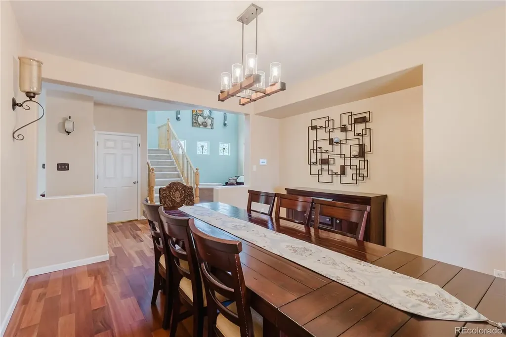 6674 Sunburst Avenue Longmont CO 80504