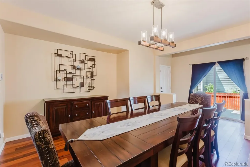 6674 Sunburst Avenue Longmont CO 80504