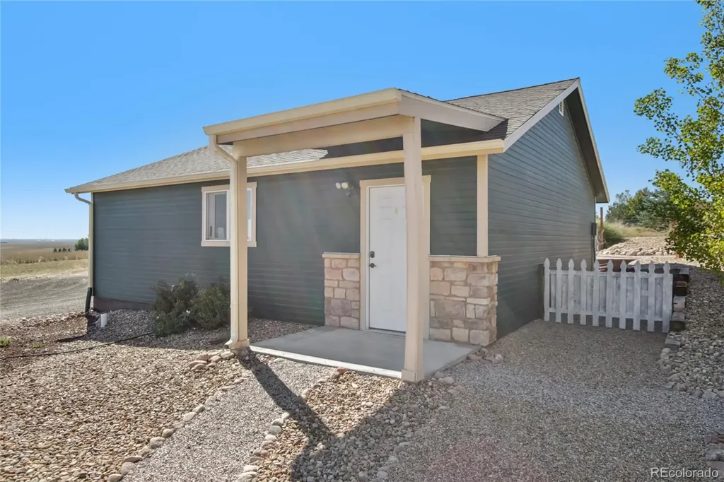16499 Essex Road S Platteville CO 80651