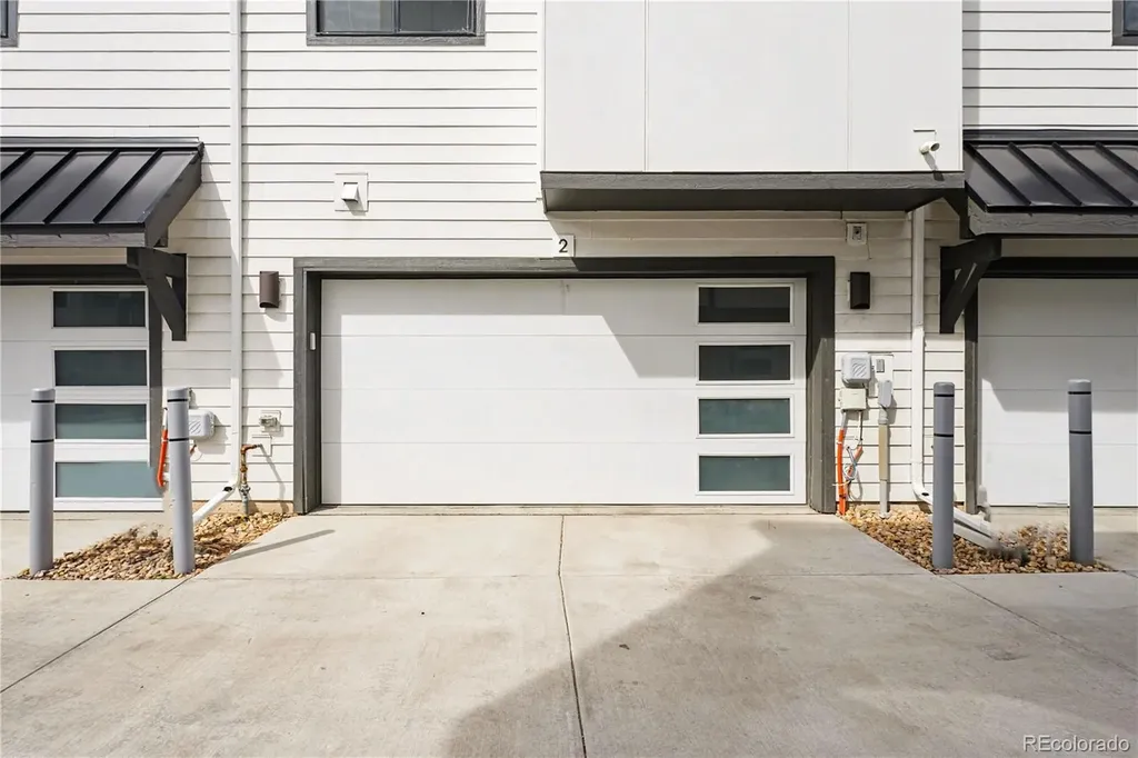 1976 S Holly Street Denver CO 80222
