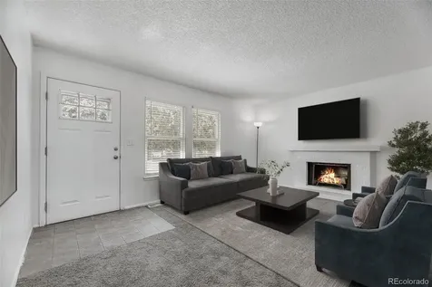 3584 S Olathe Way Aurora CO 80013