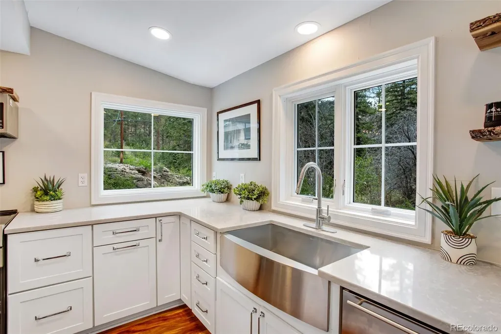 232 Fox Creek Road Glen Haven CO 80532