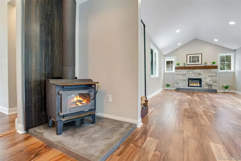 232 Fox Creek Road Glen Haven CO 80532