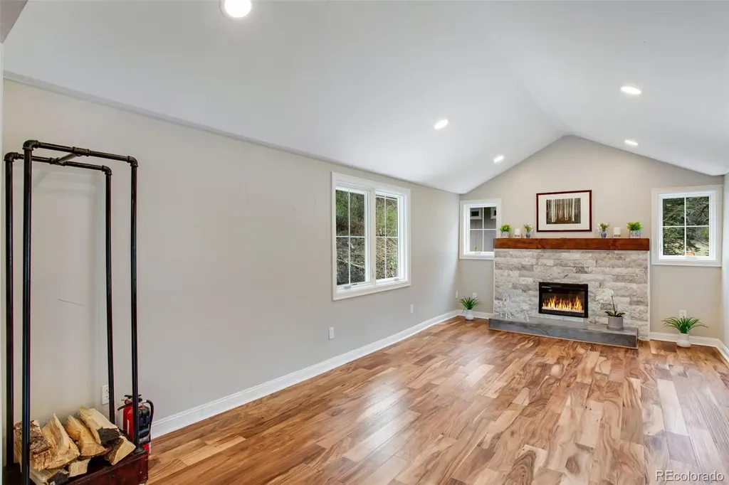 232 Fox Creek Road Glen Haven CO 80532
