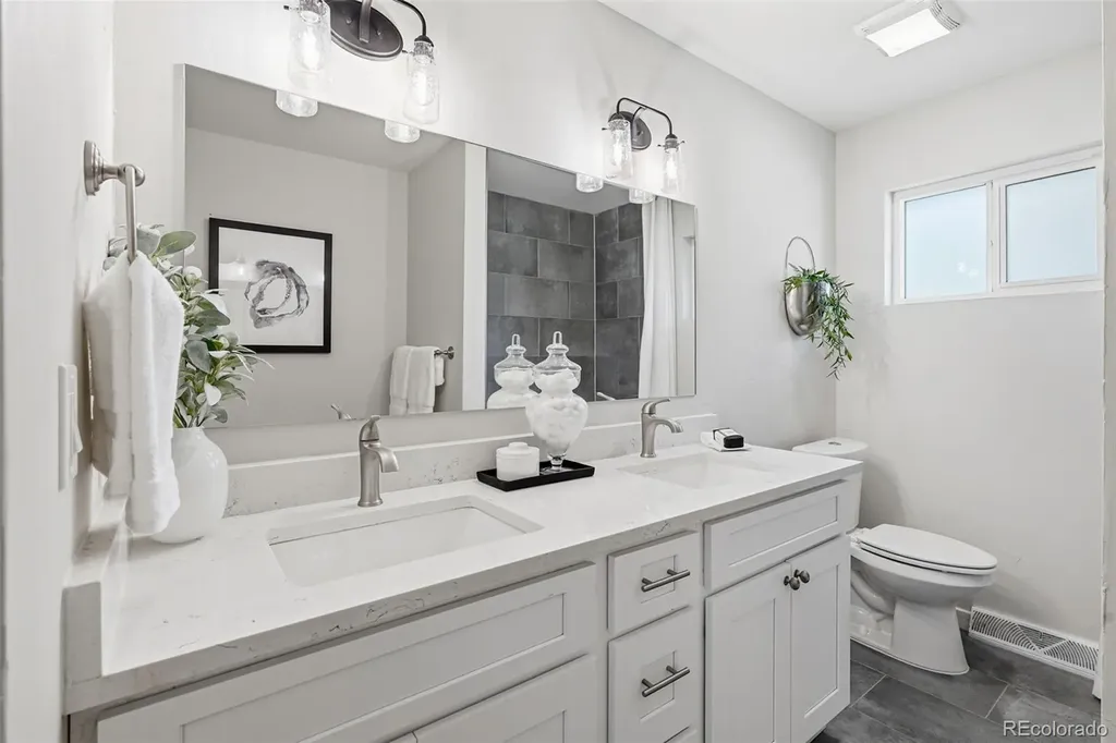 2195 Crabtree Drive Greenwood Village CO 80121