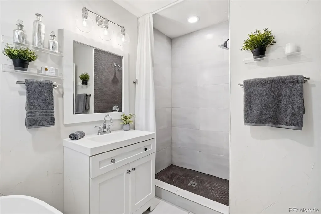 2195 Crabtree Drive Greenwood Village CO 80121