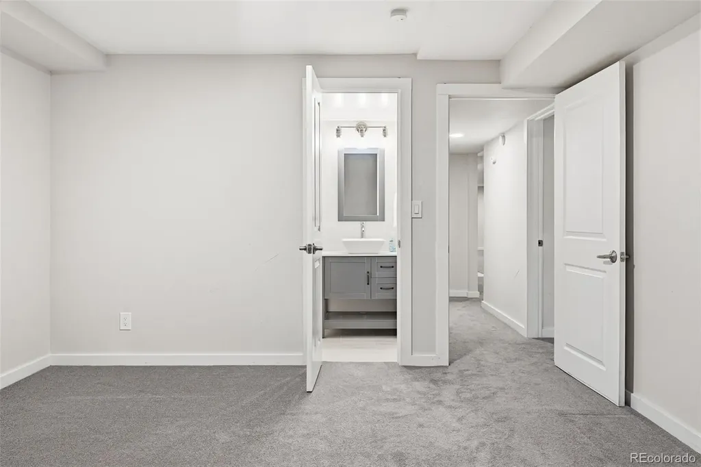 2195 Crabtree Drive Greenwood Village CO 80121