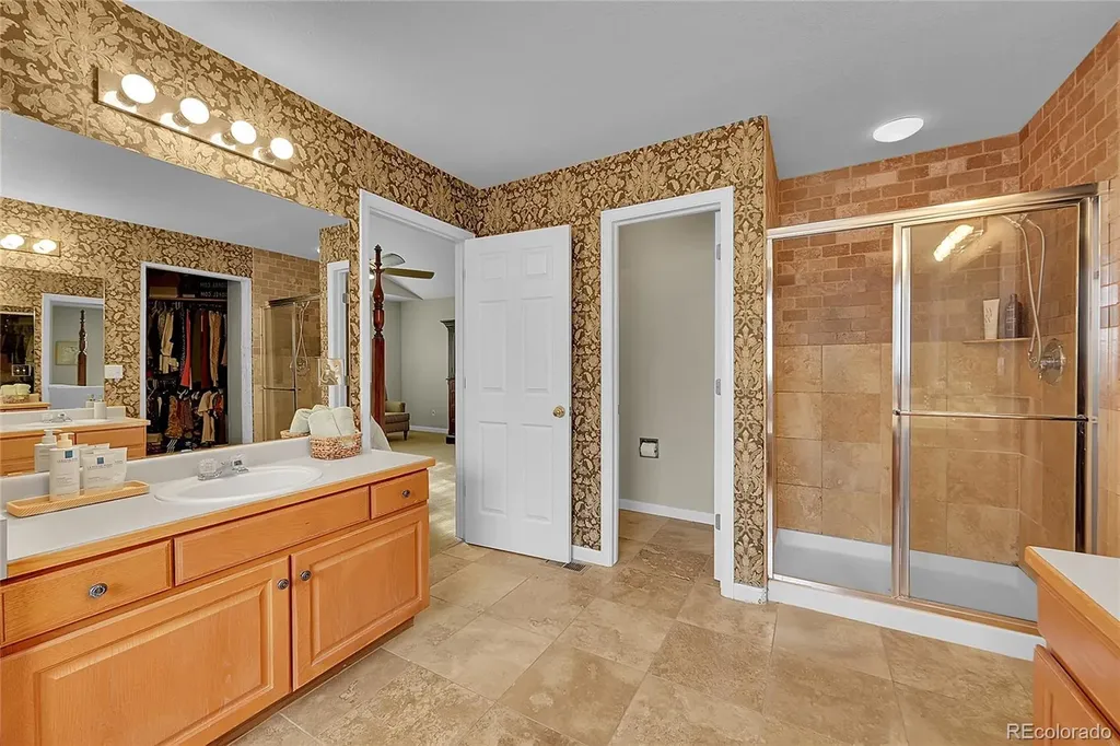9424 S Hackberry Lane Highlands Ranch CO 80129