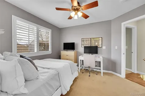 9424 S Hackberry Lane Highlands Ranch CO 80129