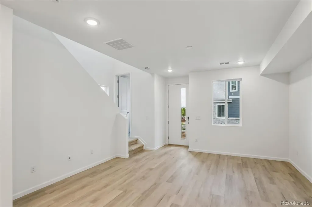 24171 E 30th Place Aurora CO 80019